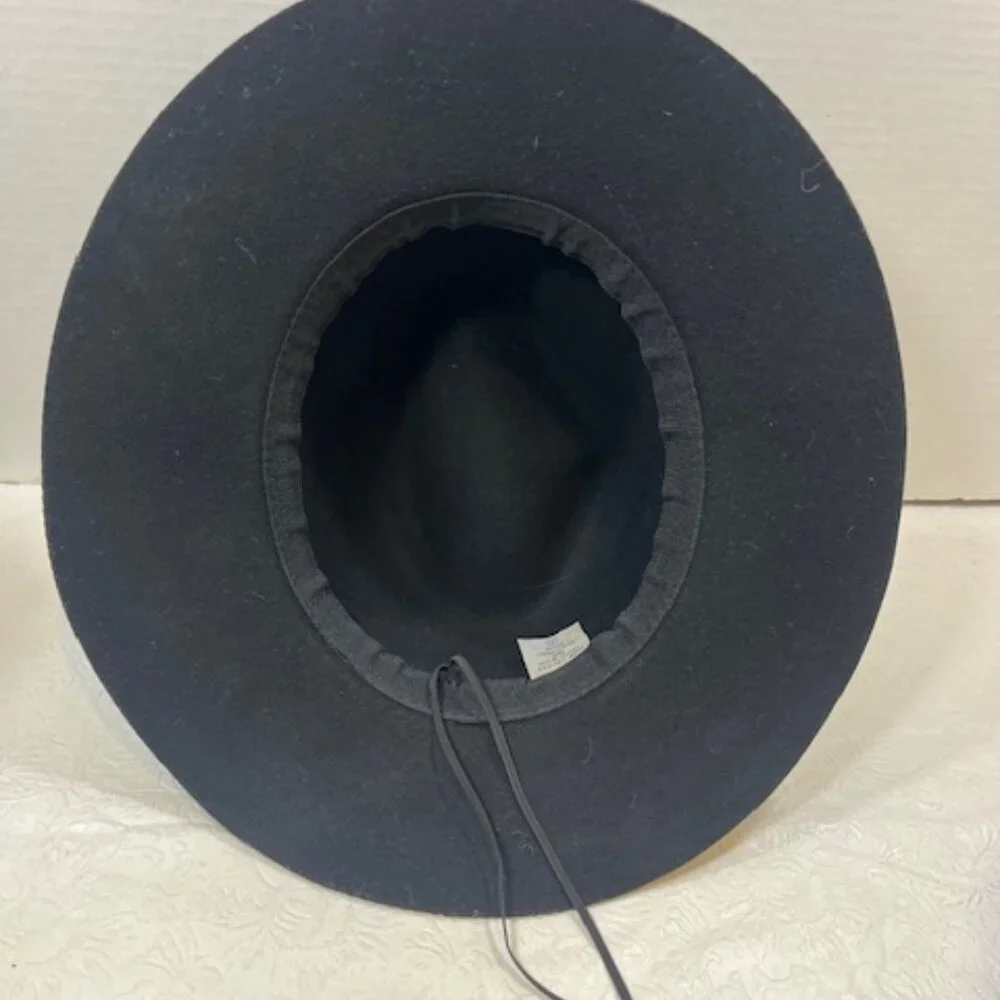 Large Brim Wool Fedora Hat Accented w/Leather Band Trim Black